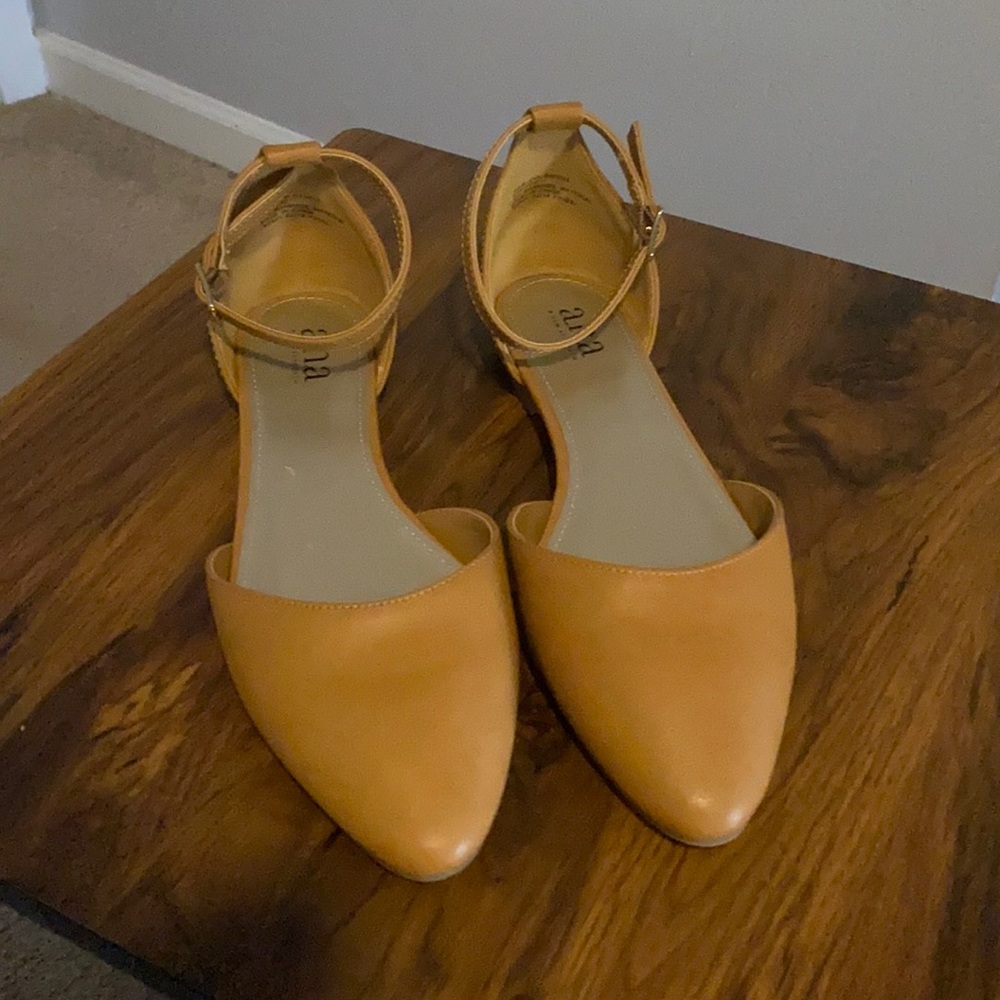 a.n.a Flats